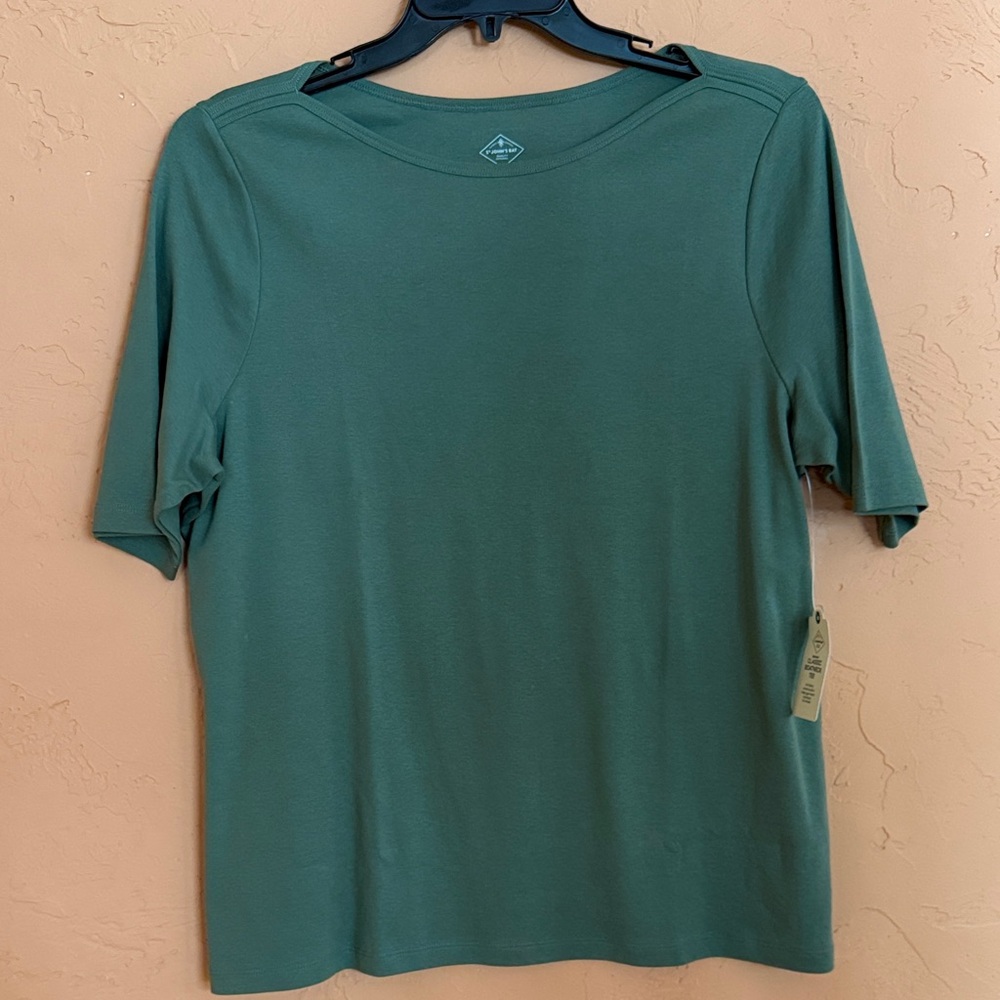 St John’s Bay olive green short sleeve boat neck T women’s size 0X